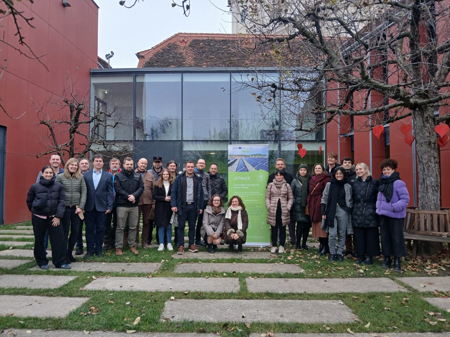 JETforCE zu Gast im Biomasse Heizwerk Weizberg